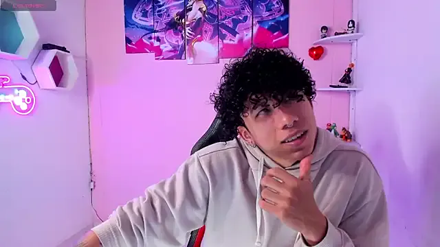 NATINATU252525 – webcam model profile photo Image 9