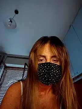 Bouncy-Bella28X – webcam model profile photo Image 10