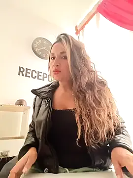 pnkgf – webcam model profile photo Image 13
