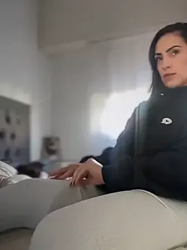 841_yayoi – webcam model profile photo Image 13