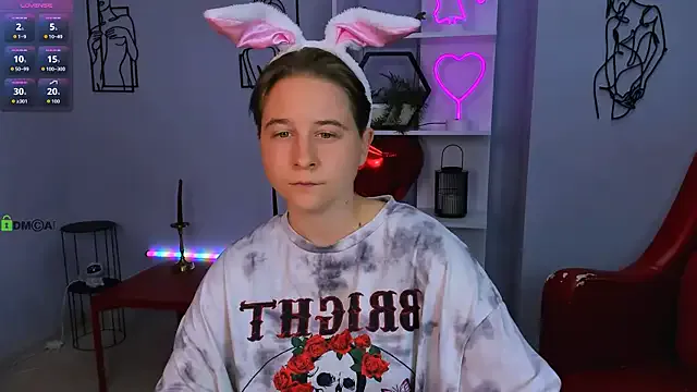 Queen_Doll – webcam model profile photo Image 13