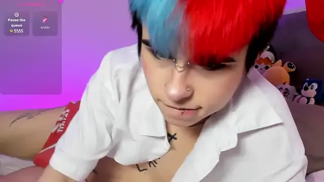  – webcam model profile photo Image 7
