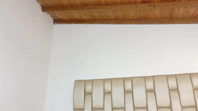 OliviaOcean69 – webcam model profile photo Image 2