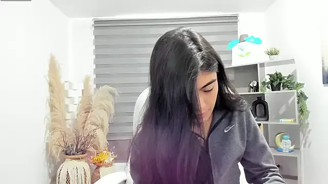 Alexandra_ra Image 2