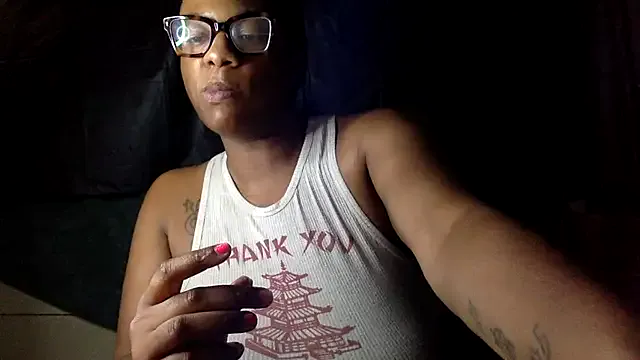 Mia--meow – webcam model profile photo Image 2