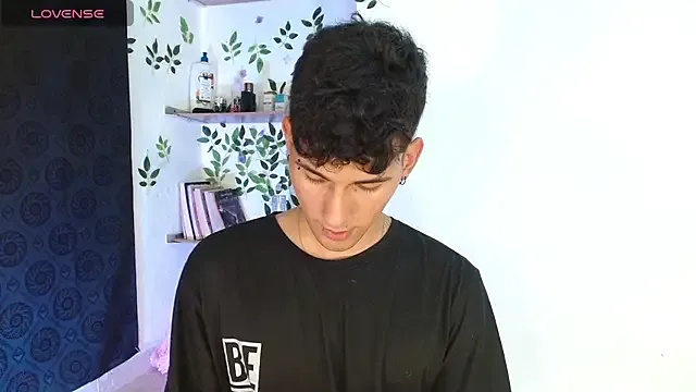 dirtypub – webcam model profile photo Image 3