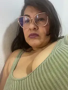jasminesummer – webcam model profile photo Image 2