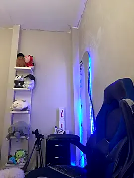 Nonchan_ – webcam model profile photo Image 14