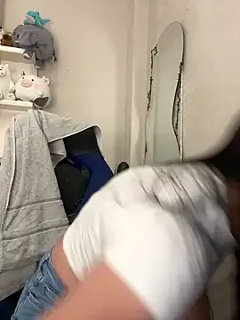 Nonchan_ – webcam model profile photo Image 4