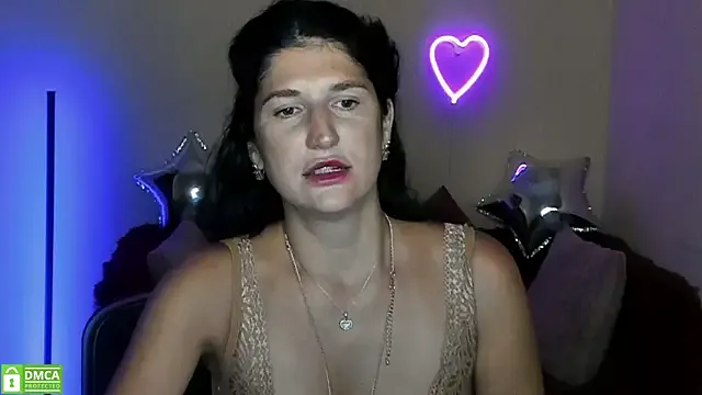 OksanaOcean – webcam model profile photo Image 4