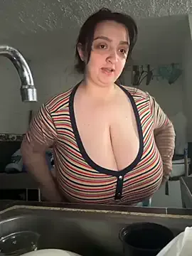  – webcam model profile photo Image 19