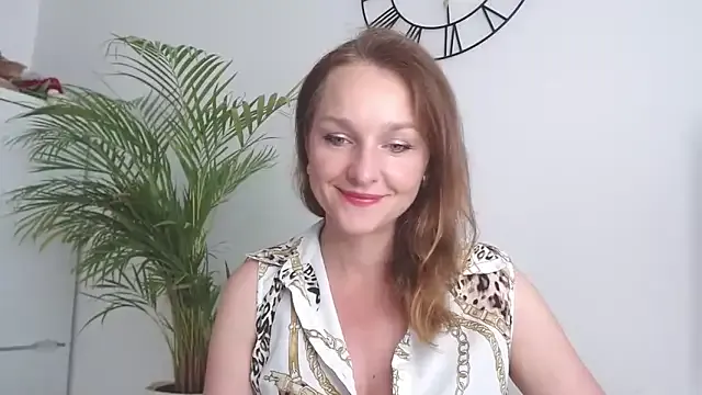 DoriDelux66 – webcam model profile photo Image 6