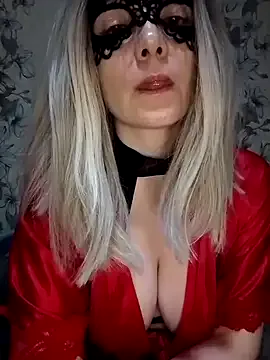 roouse – webcam model profile photo Image 6