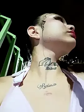 Nonchan_ – webcam model profile photo Image 4