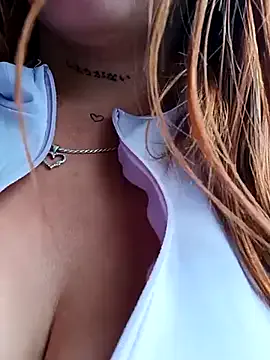 oxo_yuna_oxo – webcam model profile photo Image 2