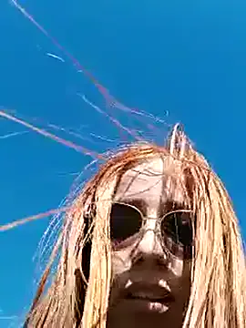 oxo_yuna_oxo – webcam model profile photo Image 6