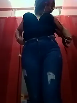 oxo_yuna_oxo – webcam model profile photo Image 9