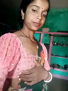 Megu_Melon – webcam model profile photo Image 5