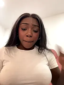 Humsafa-13 – webcam model profile photo Image 10