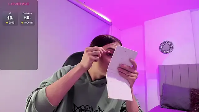 Jiafei69 – webcam model profile photo Image 4