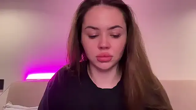 Nonchan_ – webcam model profile photo Image 7