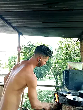 cutaboverest – webcam model profile photo Image 2