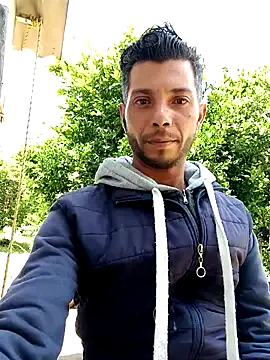 cutaboverest – webcam model profile photo Image 3