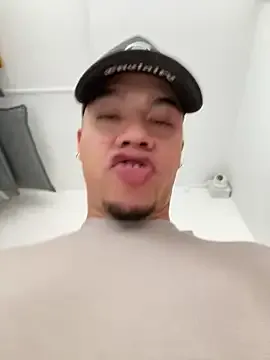 Garima_G – webcam model profile photo Image 11