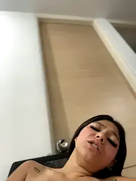 Alyshanon18 Image 18