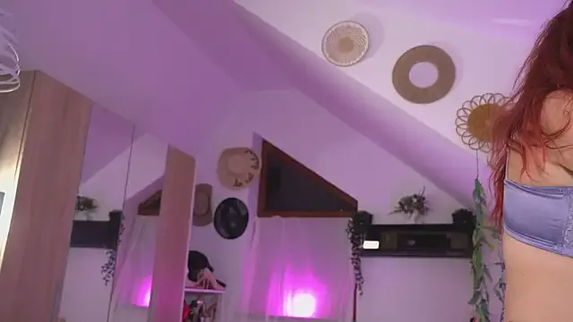 Bondgirl_013 – webcam model profile photo Image 10