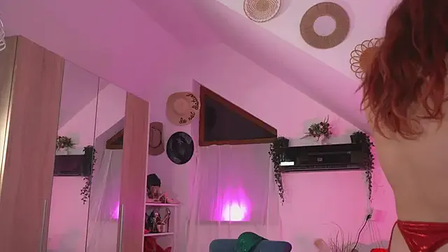 Bondgirl_013 – webcam model profile photo Image 16