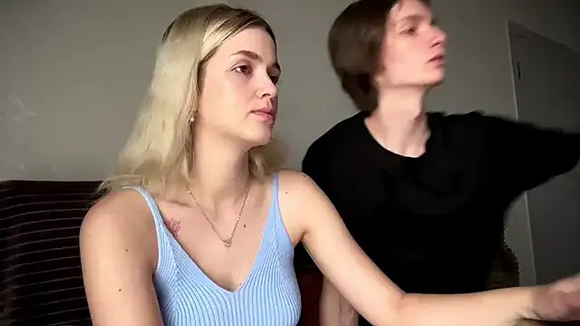 creambaby1 – webcam model profile photo Image 12