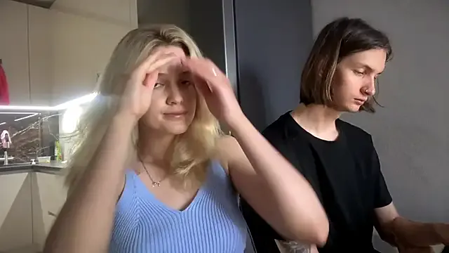 creambaby1 – webcam model profile photo Image 2