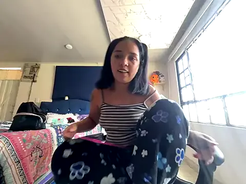 Slutty_Mistress_ – webcam model profile photo Image 2