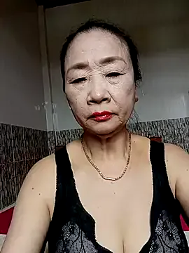  – webcam model profile photo Image 11
