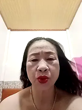  – webcam model profile photo Image 14