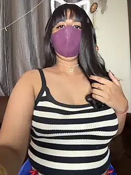 alicee16 – webcam model profile photo Image 5