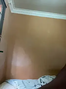 DominantAlex18 – webcam model profile photo Image 2