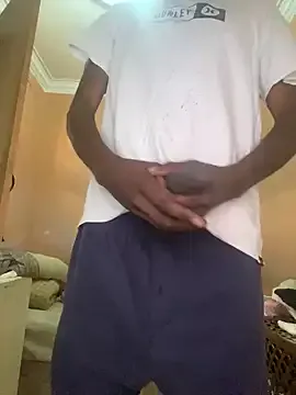 DominantAlex18 – webcam model profile photo Image 9