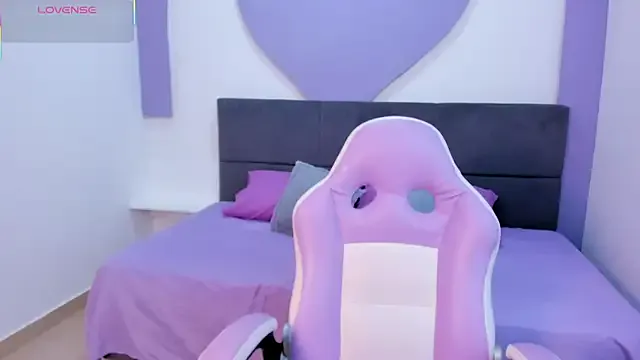 PumaShyXD – webcam model profile photo Image 19