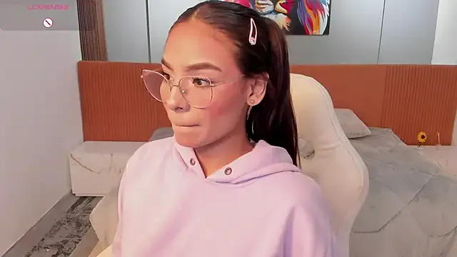 PumaShyXD – webcam model profile photo Image 4