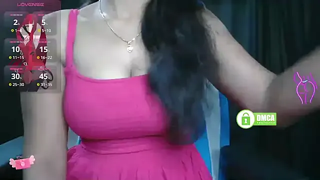  – webcam model profile photo Image 3