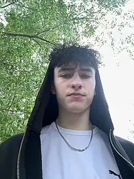  – webcam model profile photo Image 9