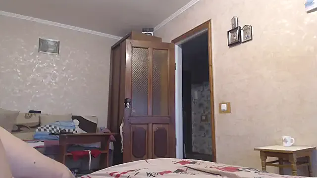 Yiyi-707 – webcam model profile photo Image 18