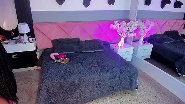 Nonchan_ – webcam model profile photo Image 17