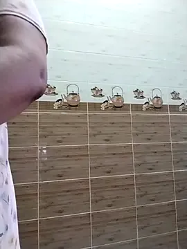  – webcam model profile photo Image 3