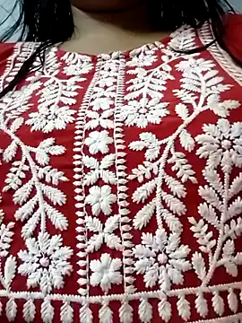 jAsMinE678 – webcam model profile photo Image 10