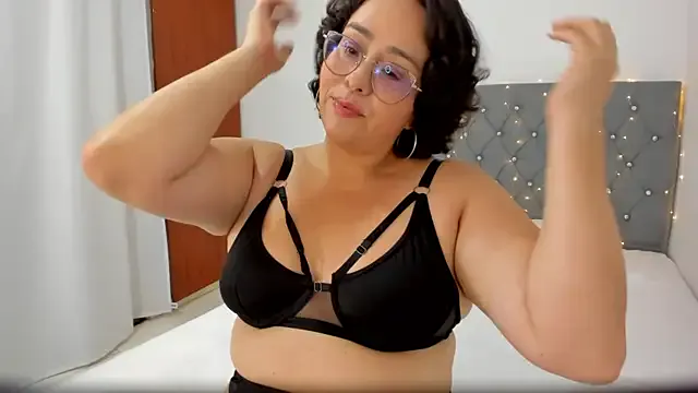 Nehubhabhi26 – webcam model profile photo Image 2