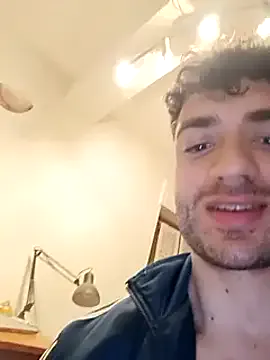 DominantAlex18 – webcam model profile photo Image 9