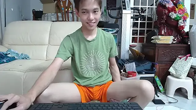  – webcam model profile photo Image 10